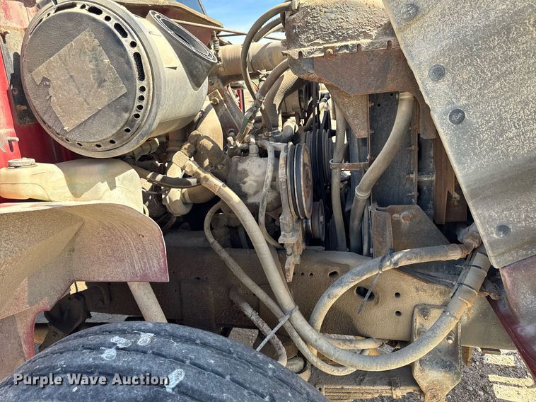 image for item DV2547 1990 International 4900 dump truck