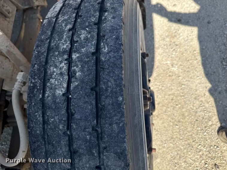 image for item DV2547 1990 International 4900 dump truck