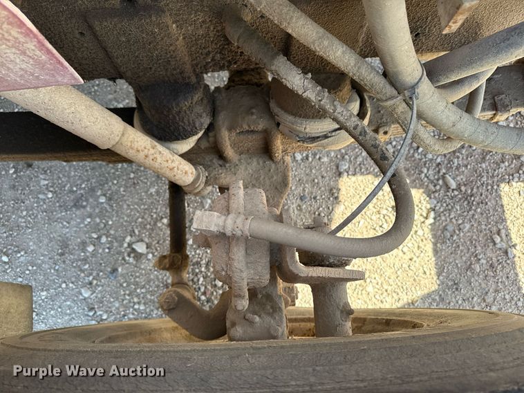 image for item DV2547 1990 International 4900 dump truck