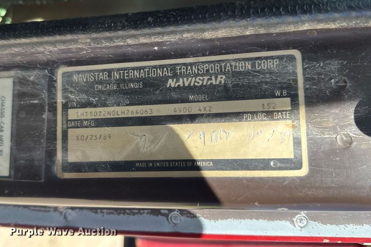 image for item DV2547 1990 International 4900 dump truck