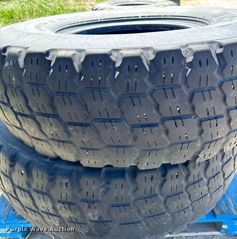 image for item DV2549 (2) 14.00R24 tires