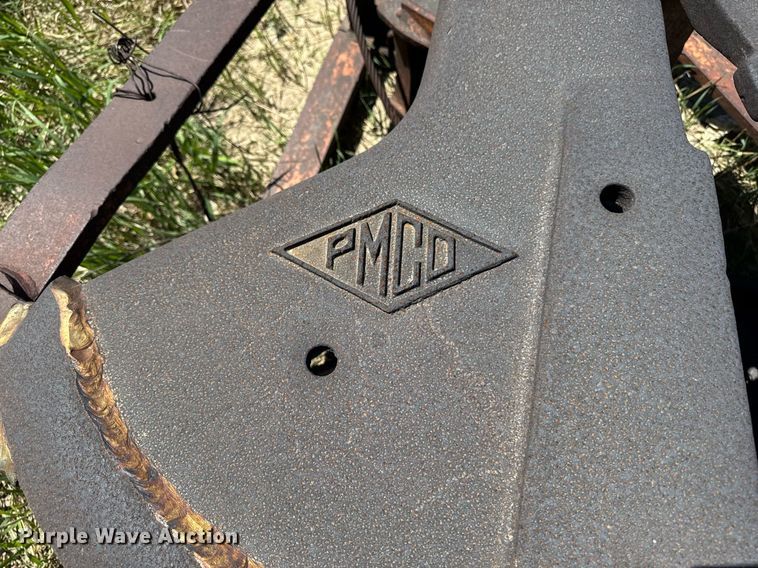 image for item DV2551 PMCO clamshell bucket