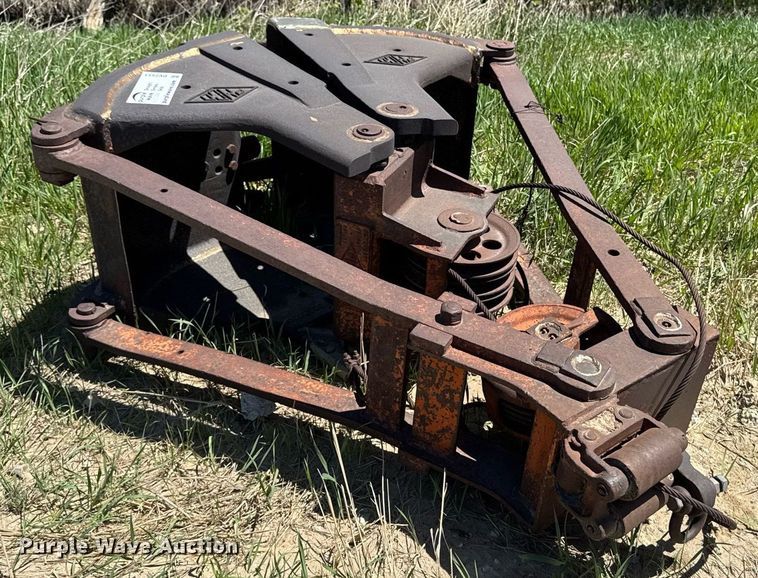 image for item DV2551 PMCO clamshell bucket