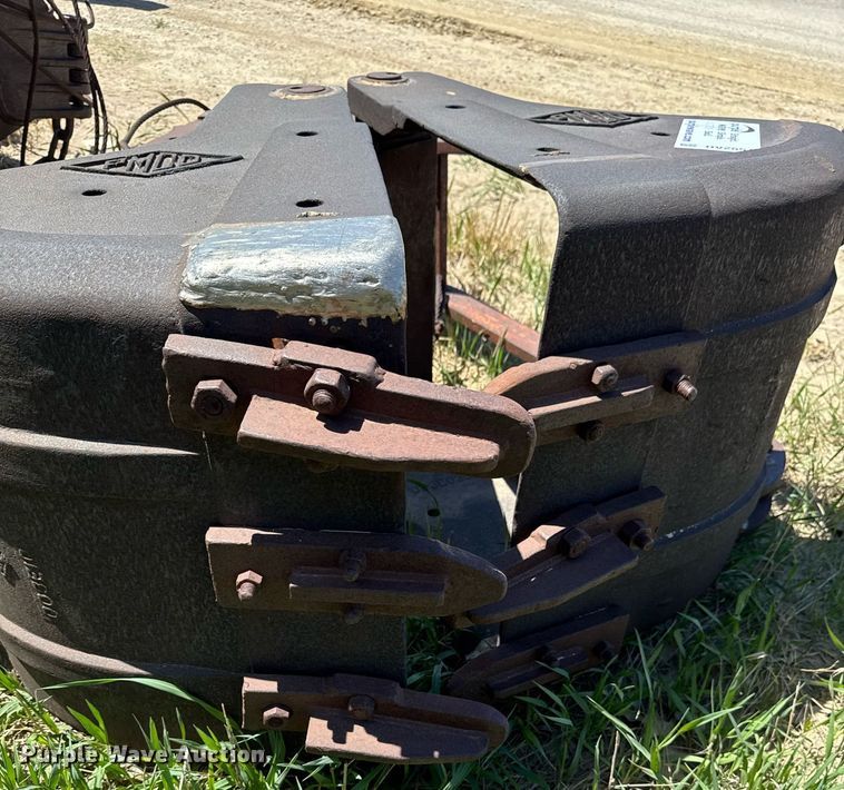 image for item DV2551 PMCO clamshell bucket