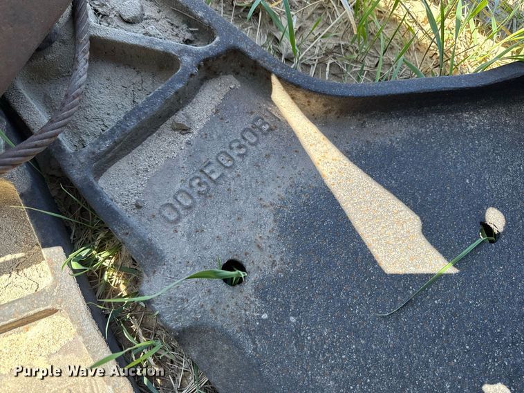 image for item DV2551 PMCO clamshell bucket