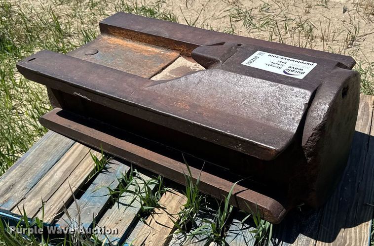 image for item DV2552 Pile driver