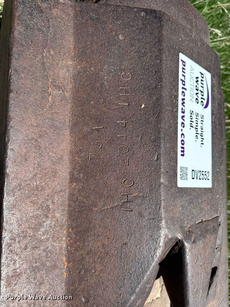 image for item DV2552 Pile driver