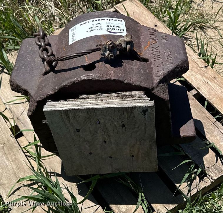 image for item DV2553 Eagle Iron Works pile driver