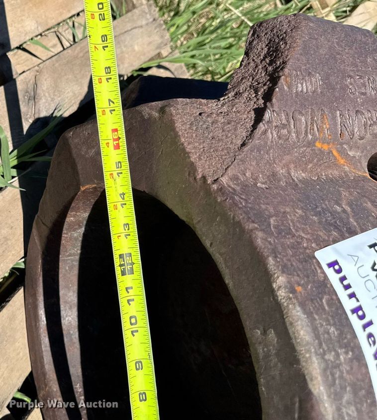 image for item DV2553 Eagle Iron Works pile driver