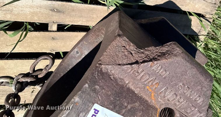 image for item DV2553 Eagle Iron Works pile driver