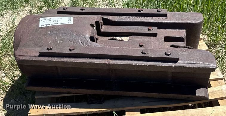 image for item DV2554 Eagle Iron Works pile driver