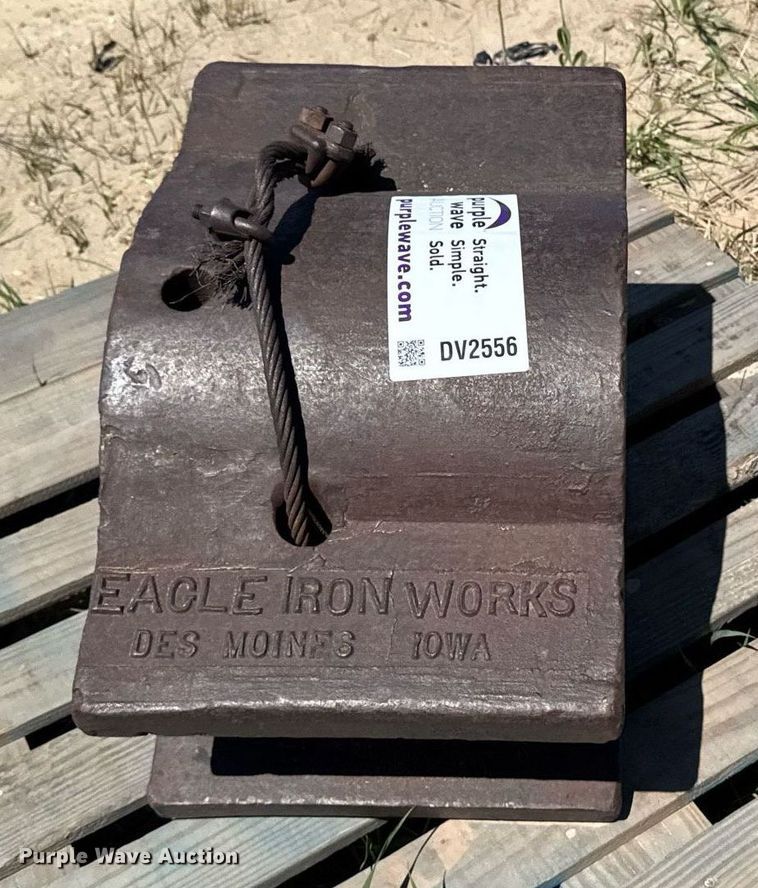 image for item DV2556 Eagle Iron Works pile driver