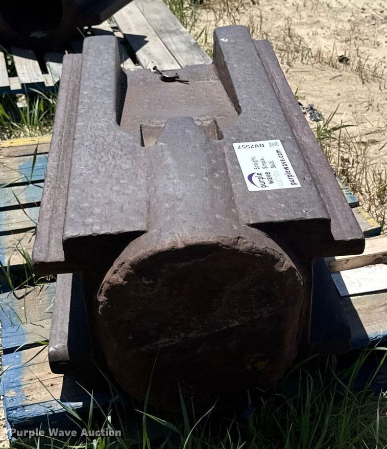 image for item DV2557 Pile driver