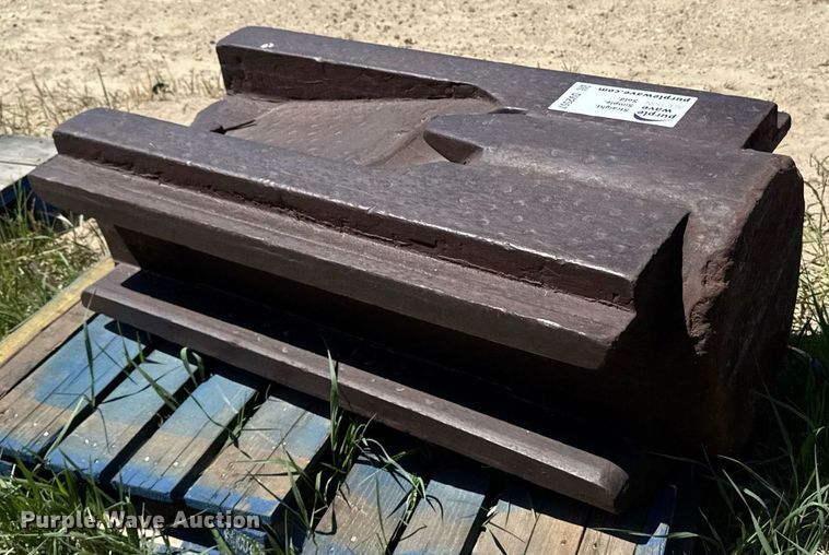 image for item DV2557 Pile driver