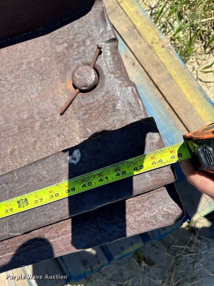 image for item DV2557 Pile driver