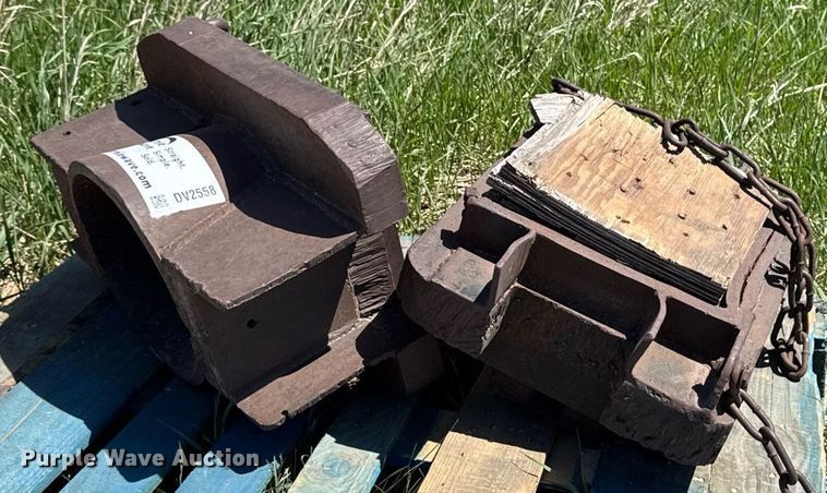 image for item DV2558 (2) pile drivers