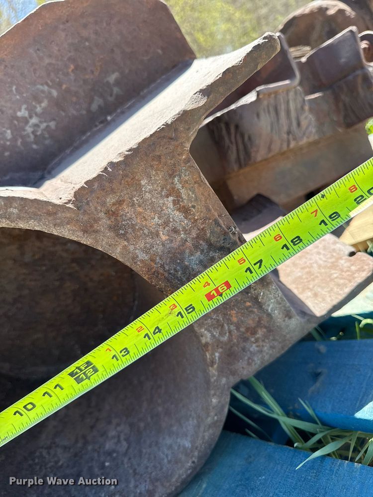 image for item DV2558 (2) pile drivers