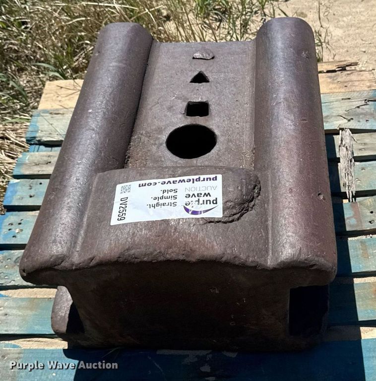 image for item DV2559 Pile driver