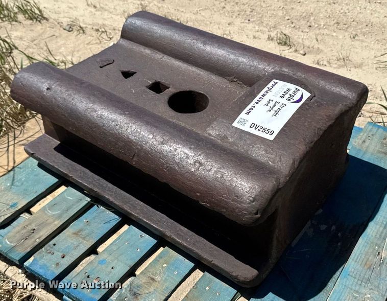 image for item DV2559 Pile driver