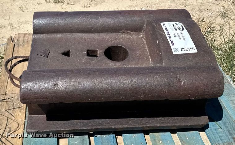 image for item DV2559 Pile driver