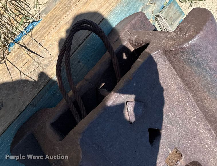 image for item DV2559 Pile driver