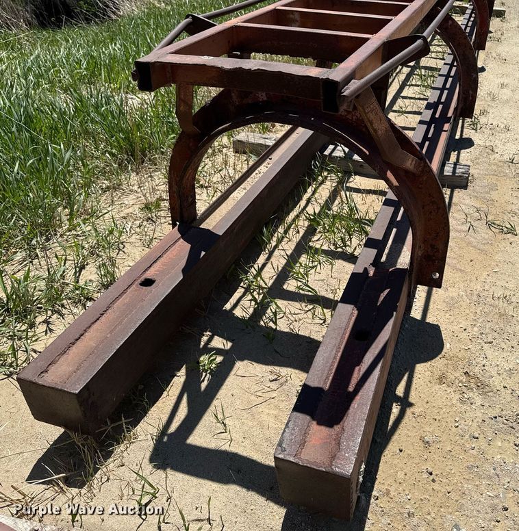 image for item DV2560 (2) pile driver frames