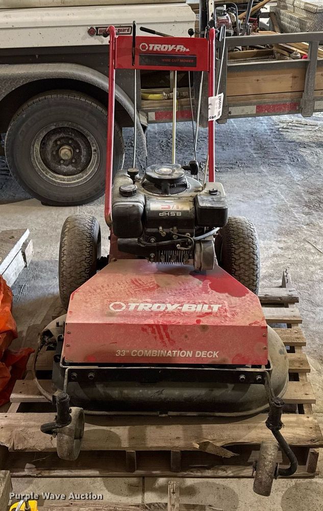 image for item DV2562 Troy-Bilt 34089 push mower