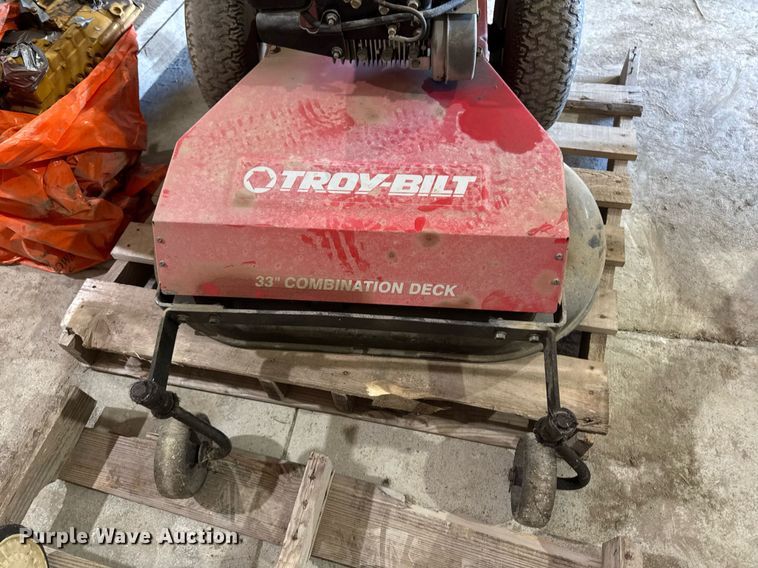 image for item DV2562 Troy-Bilt 34089 push mower