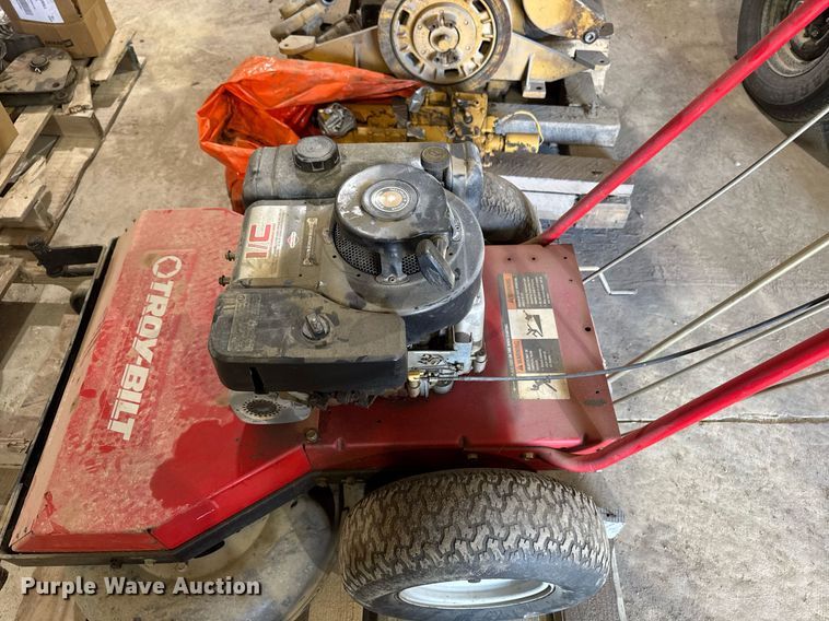 image for item DV2562 Troy-Bilt 34089 push mower