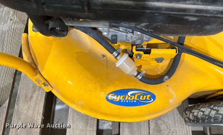 image for item DV2563 Cub Cadet SRC 621 push mower