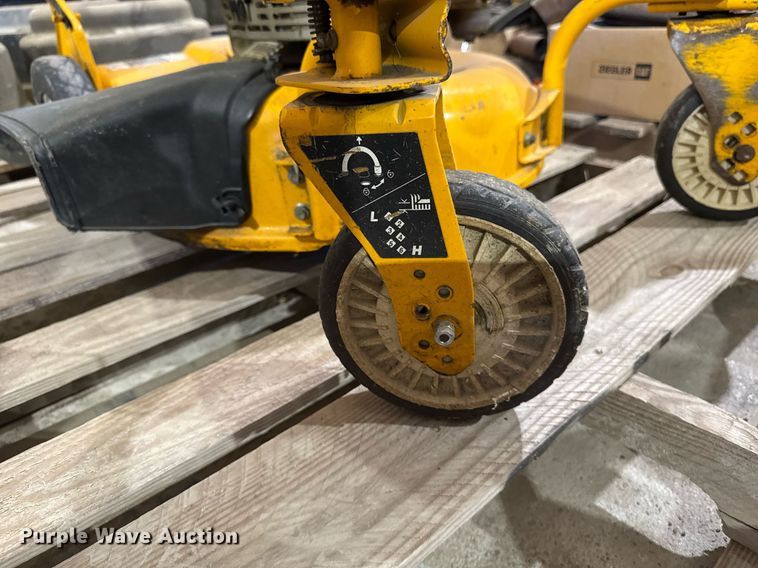 image for item DV2563 Cub Cadet SRC 621 push mower