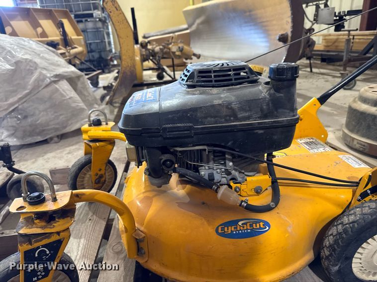 image for item DV2563 Cub Cadet SRC 621 push mower