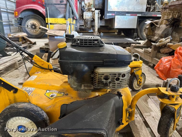 image for item DV2563 Cub Cadet SRC 621 push mower