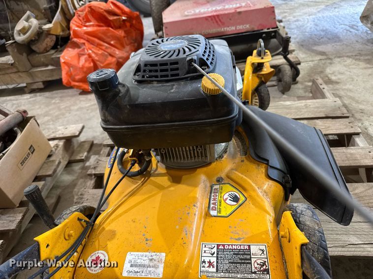 image for item DV2563 Cub Cadet SRC 621 push mower