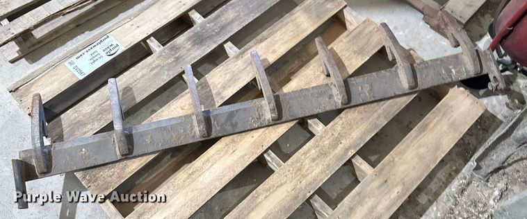 image for item DV2567 65