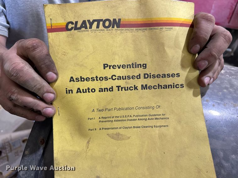 image for item DV2568 Clayton BCE 500 brake cleaner