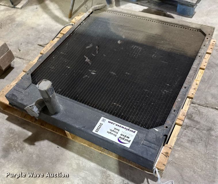 image for item DV2569 Radiator