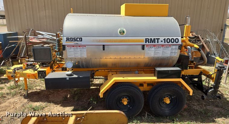 image for item DW8555 2016 Rosco RMT1000 Oil Distributor Trailer