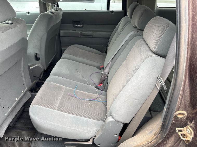 image for item DY2470 2004 Dodge Durango SLT SUV