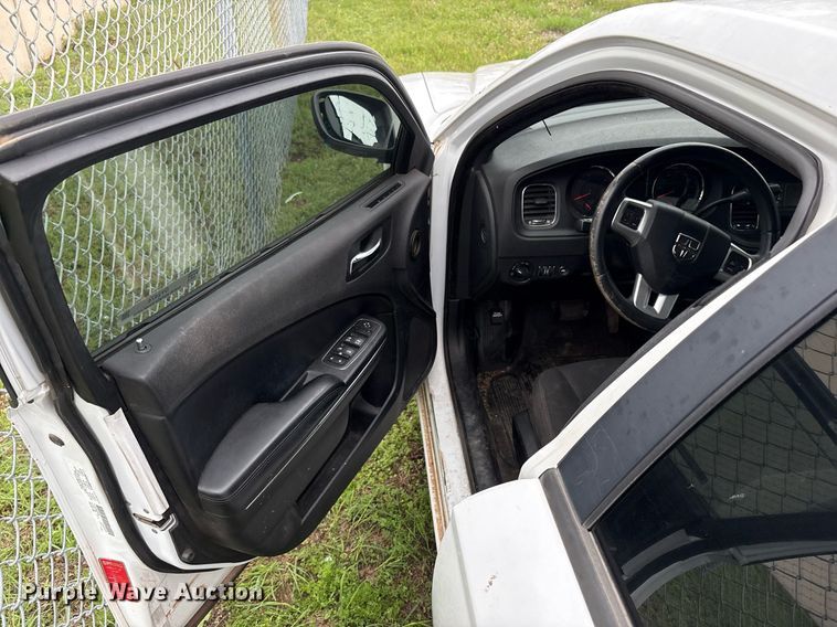 image for item DY2474 2013 Dodge Charger Police 