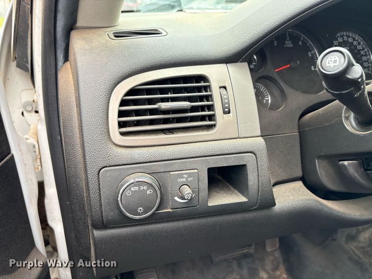 image for item DY2475 2014 Chevrolet Tahoe Police SUV