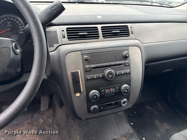 image for item DY2475 2014 Chevrolet Tahoe Police SUV