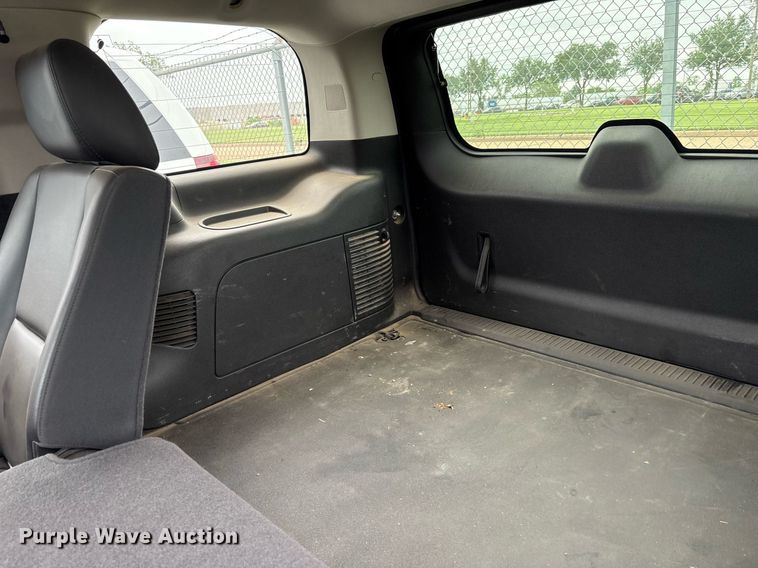 image for item DY2475 2014 Chevrolet Tahoe Police SUV