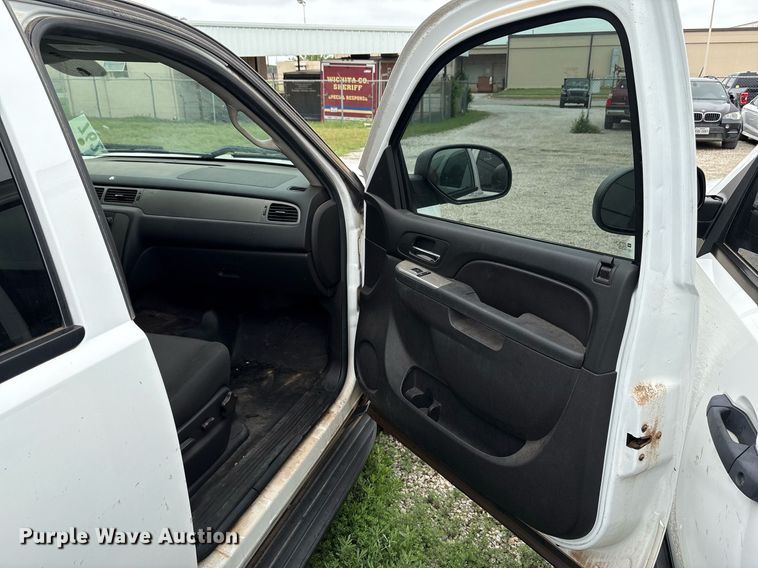 image for item DY2475 2014 Chevrolet Tahoe Police SUV