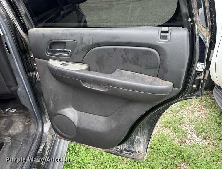 image for item DY2476 2014 Chevrolet Tahoe Police SUV