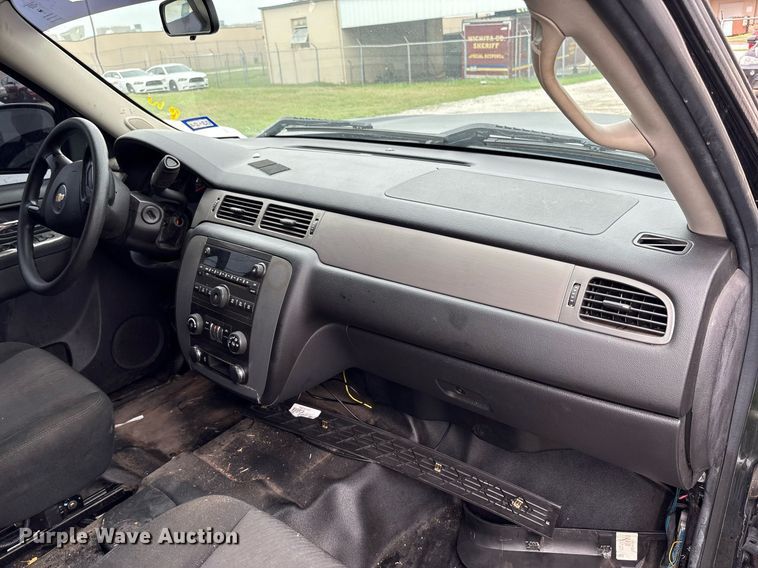 image for item DY2476 2014 Chevrolet Tahoe Police SUV