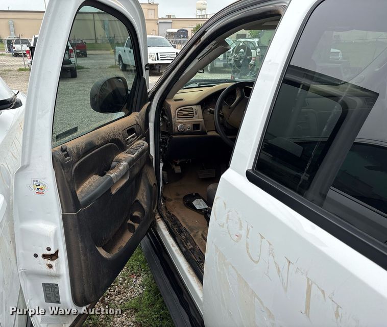 image for item DY2477 2014 Chevrolet Tahoe Police SUV