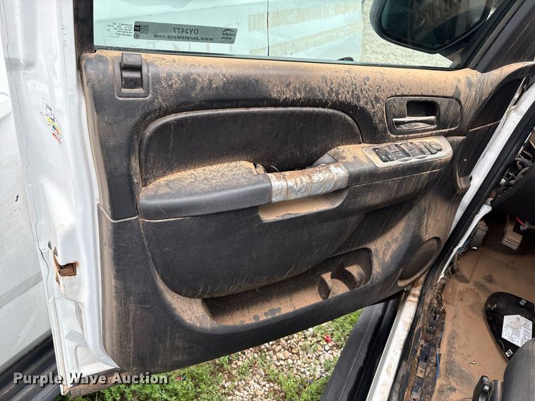 image for item DY2477 2014 Chevrolet Tahoe Police SUV