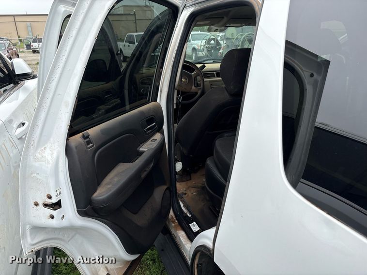 image for item DY2477 2014 Chevrolet Tahoe Police SUV