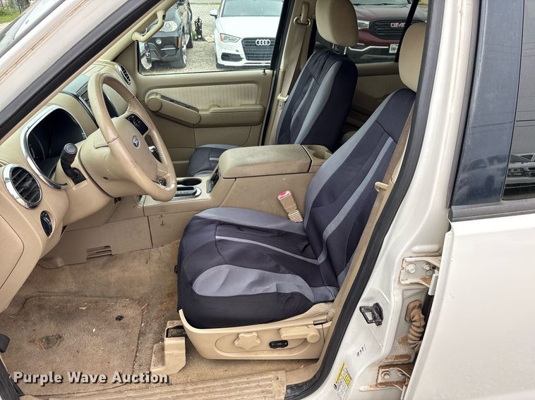 image for item DY2480 2008 Ford Explorer SUV